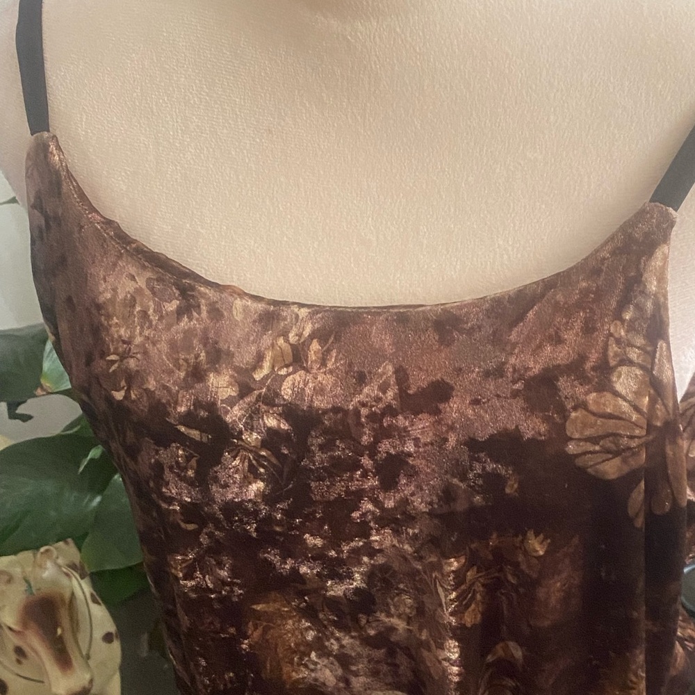SHEIN Chocolate Floral Strapless Dress - Picture 2 of 4